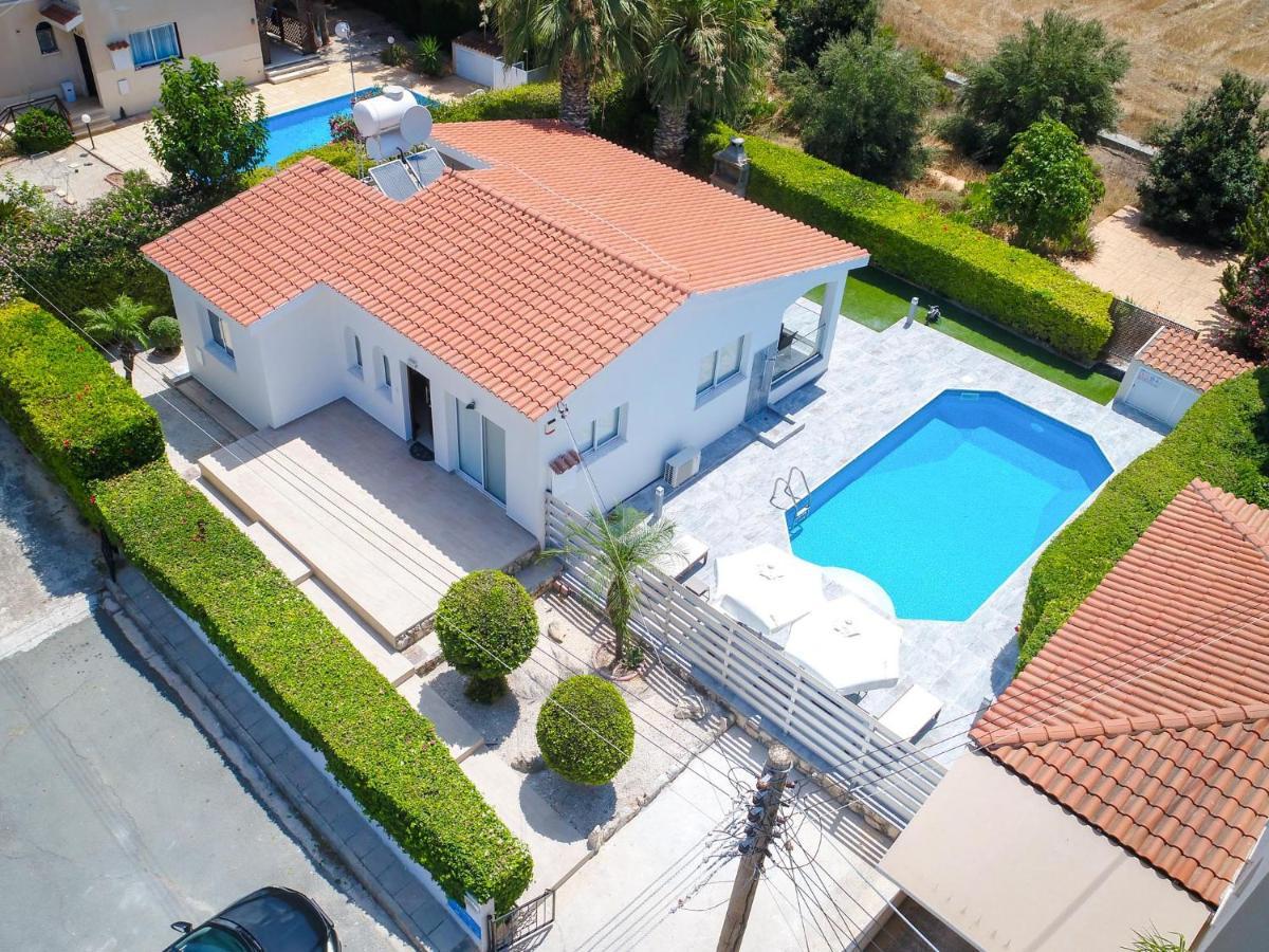 Bungalow Mikaella By Ezoria Villas Коралова Затока Екстер'єр фото